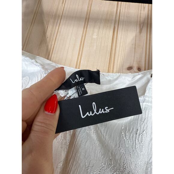 NWT Lulus Elinore White Jacquard Tiered Midi Dress Wedding Cocktail Size M - Picture 8 of 8